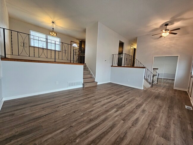 Building Photo - 7518 Taney Pl