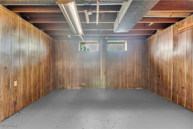 Building Photo - 3460 Hetzel Dr