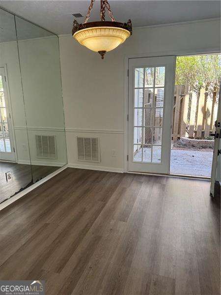 Building Photo - 2907 Queen Anne Ct