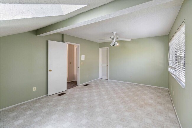 Building Photo - 610 Torrey Oaks Ct
