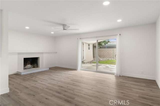 Building Photo - 5561 Spa Dr