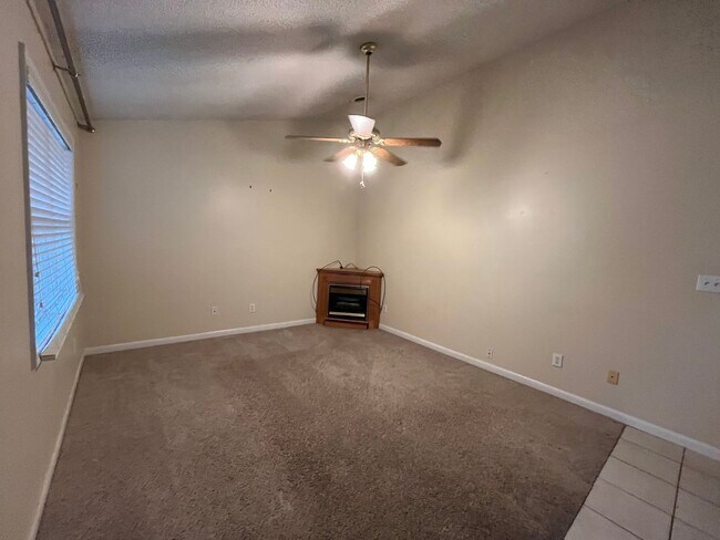 Building Photo - 103 Red Cedar Run