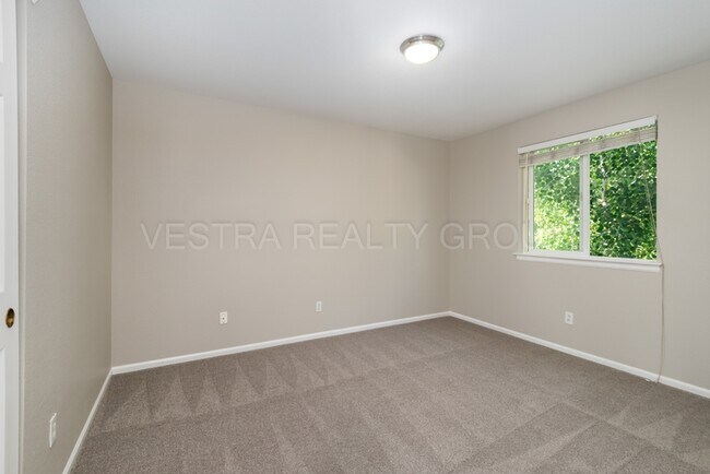 Building Photo - 5524 S Rome Way