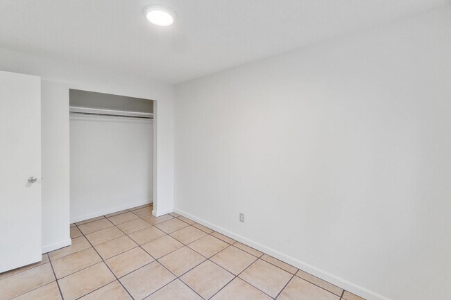 Building Photo - 1314-1316 N Napa St