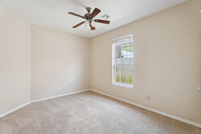 Building Photo - 11314 NW 121st Pl