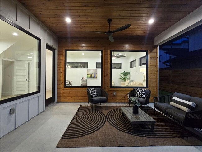 Building Photo - 5301 Grover Ave