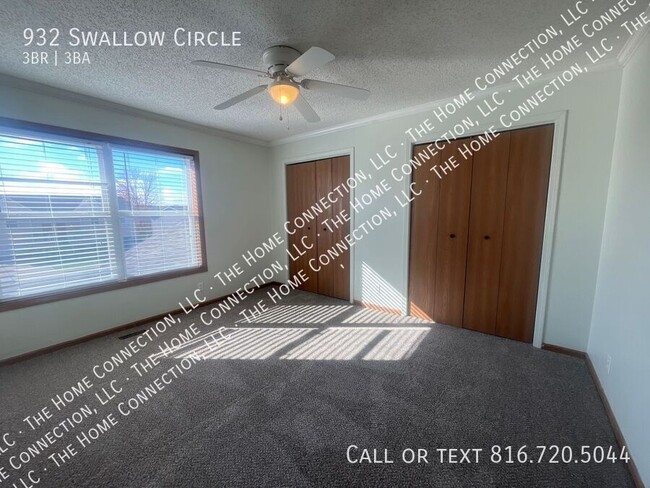 Building Photo - 932 Swallow Cir