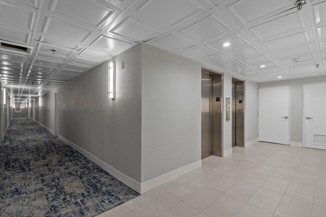 Building Photo - 899 Jeffery St