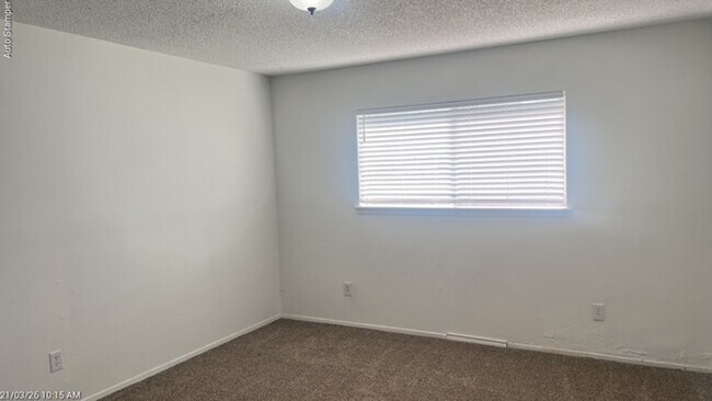 Building Photo - 7221 W Cleburne Rd