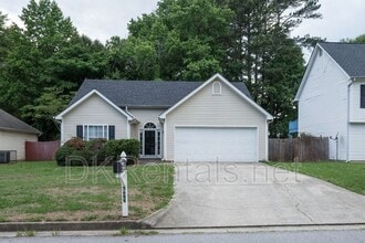 Building Photo - 5689 Isleworth Way