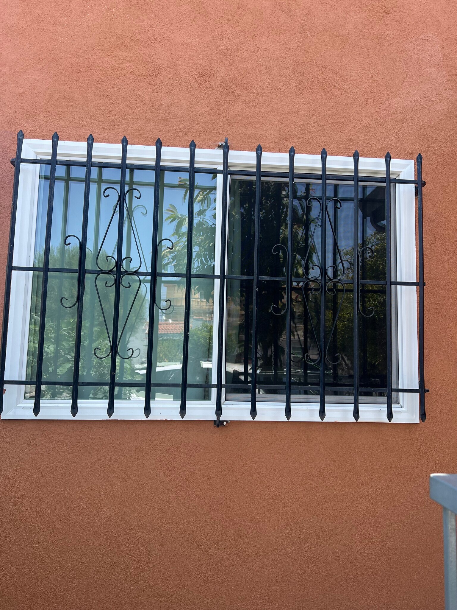 Building Photo - 1832 S Curson Ave