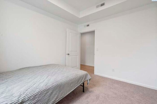 Building Photo - 308 Ruby Ave