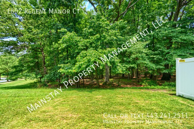 Building Photo - 1602 Regent Manor Ct