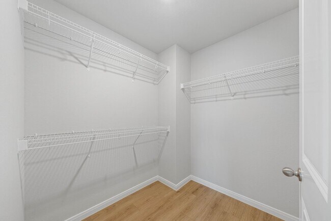 Building Photo - Spacious 3-Bed Townhome with Garage & Fenced Yard in New Braunfels – 1,920 Sq Ft!