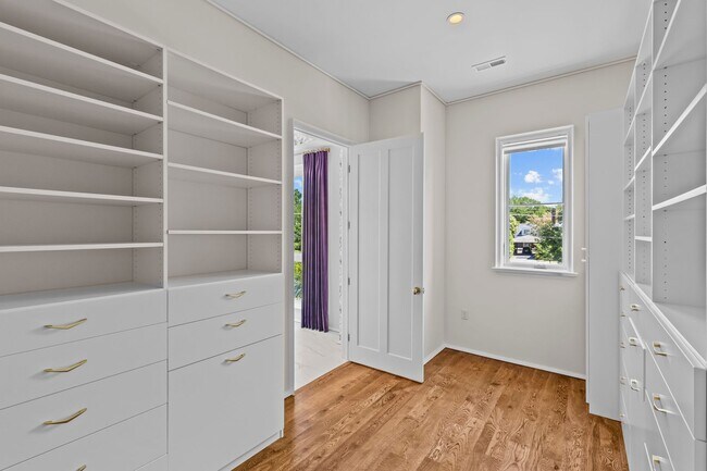 Building Photo - Rare opportunity to lease a luxury residence in The Nolen on Queens Road