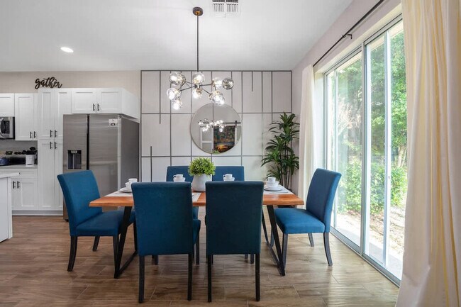 Building Photo - 4456 Summer Flowers Pl