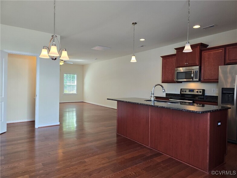 Building Photo - 7417 Pebble Lake Dr