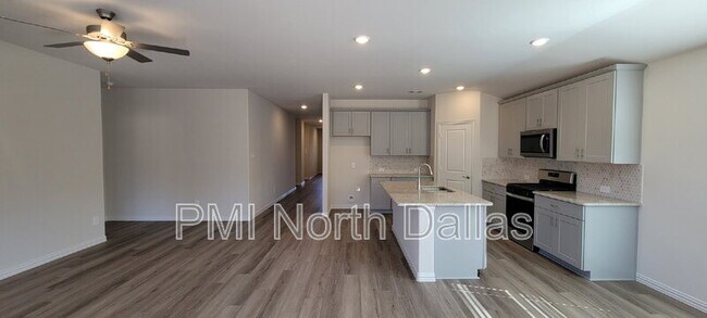 Building Photo - 10609 Potawatomi Ln