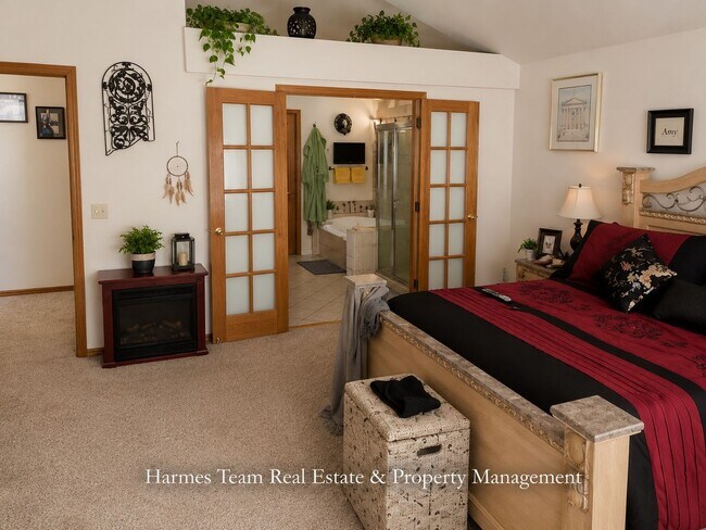 Building Photo - Spacious Home with Mountain Views & Finished Basement