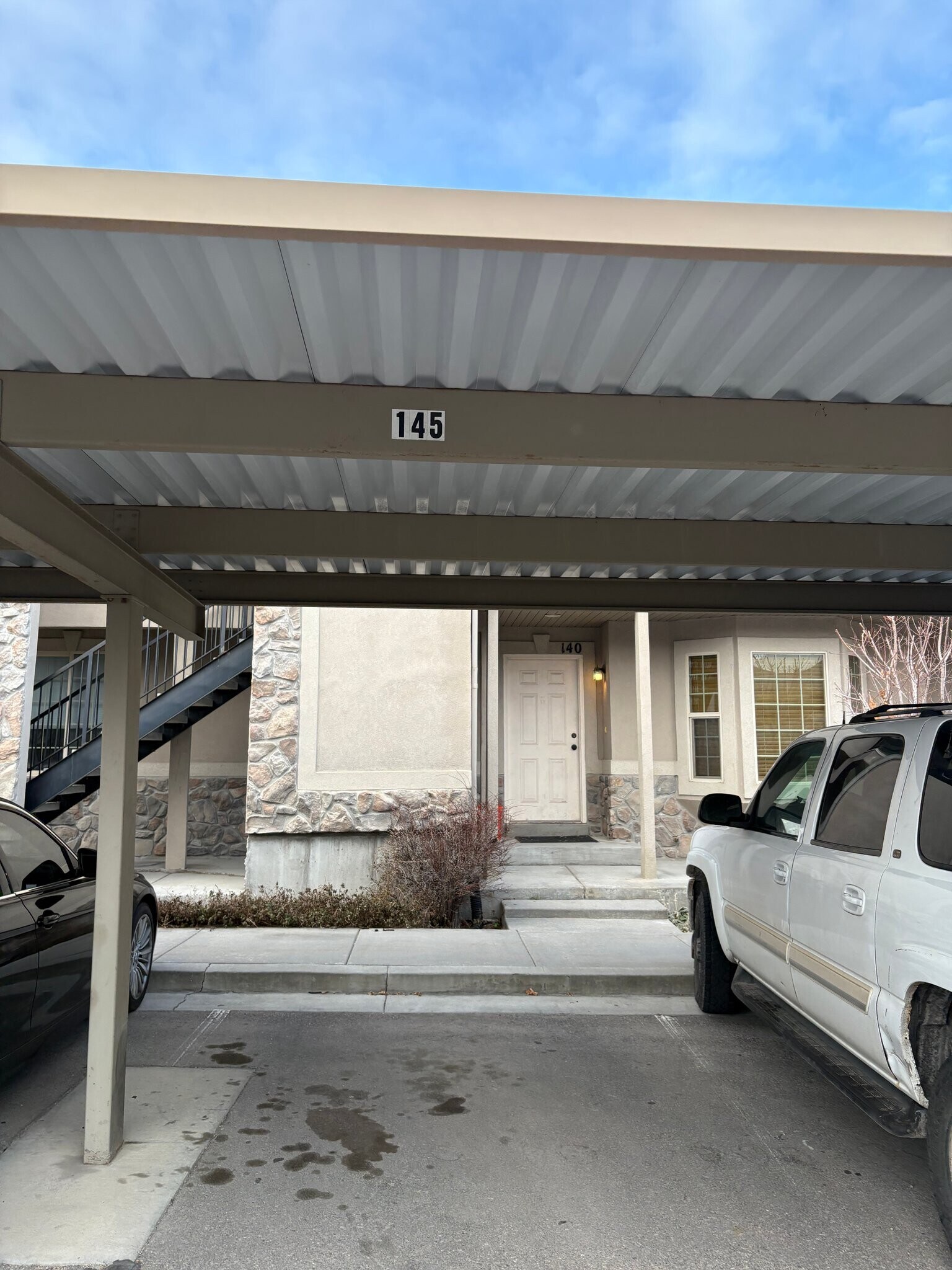 Building Photo - 1165 N 220 W