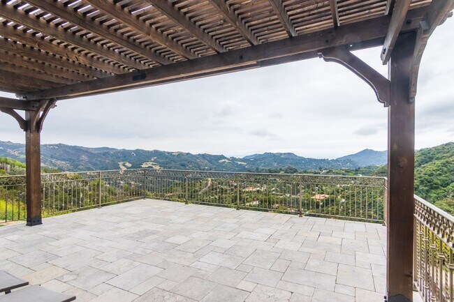 Building Photo - Flexible terms - A Rare Retreat hidden above the Canyons + Separate Guest House  Fully furnished:...