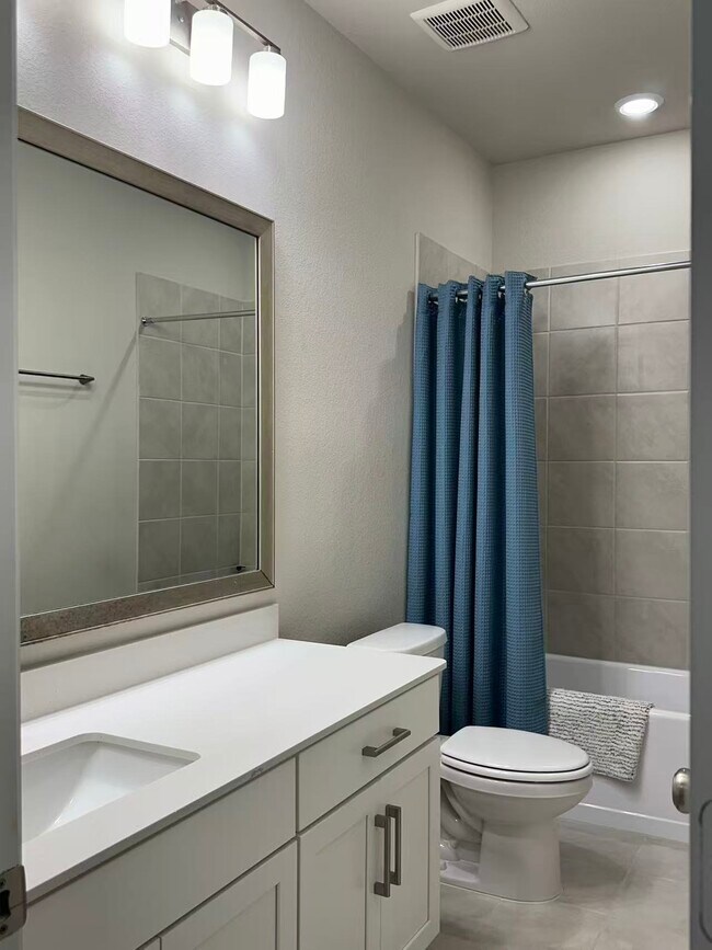 Building Photo - 8409 Soaring Sky Ln