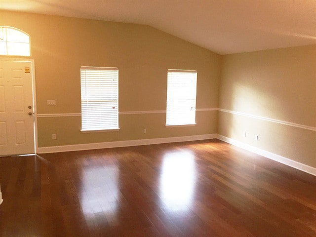 Building Photo - 2476 Winchester Ln