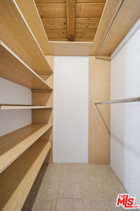 Building Photo - 4115 Laurelgrove Ave