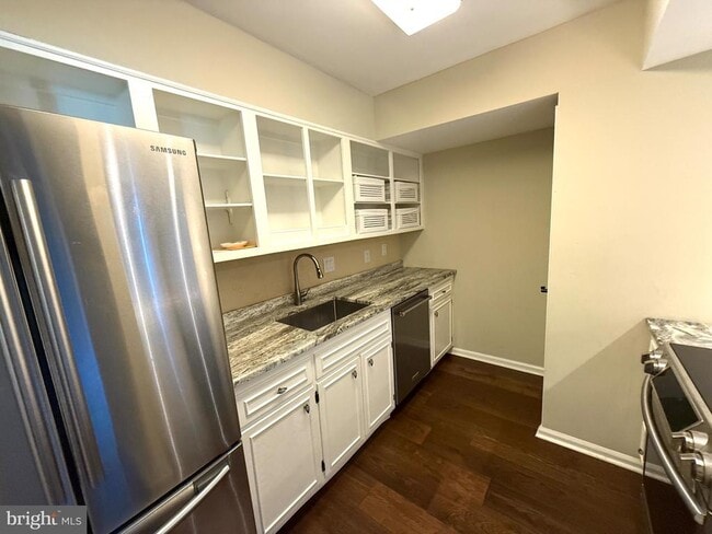 Building Photo - 277 W Chelsea Cir
