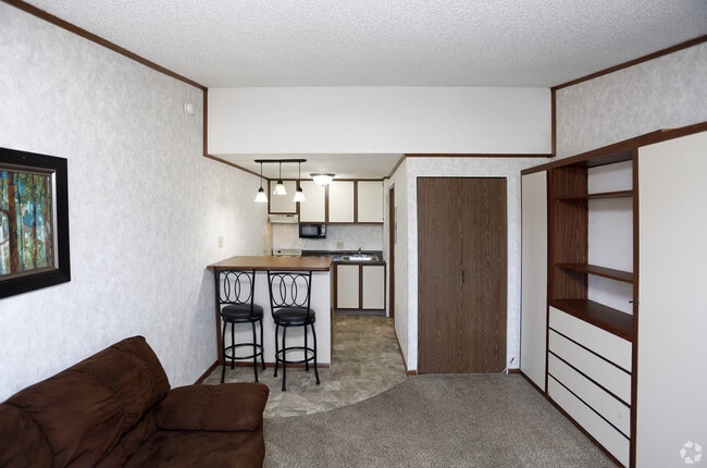 Building Photo - 3228 Brunswick-