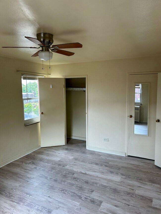 Building Photo - Bright 2 Bedroom Apartment in Shadyside w/...