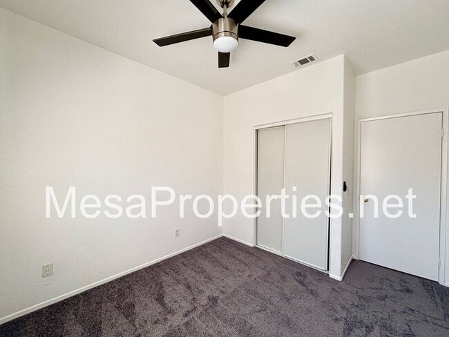 Building Photo - 13034 Lehigh Ct