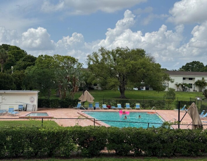 pool - 4201 La Dega Ct