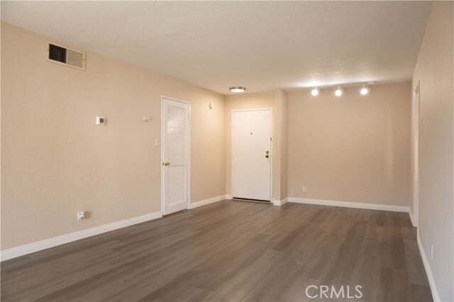 Building Photo - 2386 E Del Mar Blvd