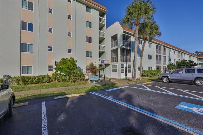 Building Photo - 801 83rd Ave N