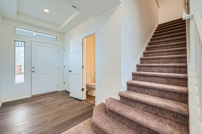 Building Photo - Updated 3-Bed Home with 2-Car Garage in Reunion Metro District