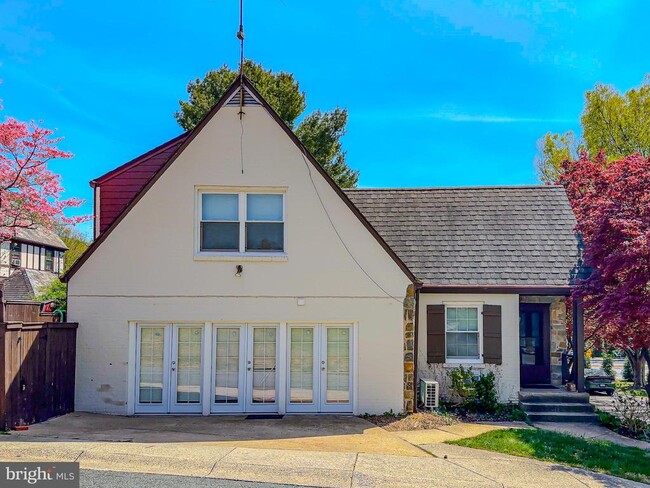 Building Photo - 9300 Colesville Rd