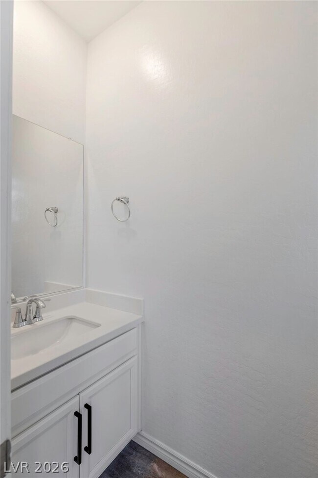 Building Photo - 976 Bluebell Brook St