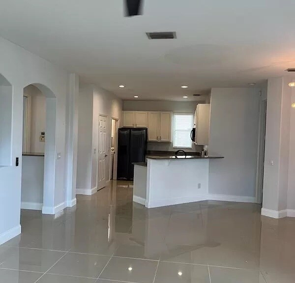 Building Photo - 5626 West 1st Square SW