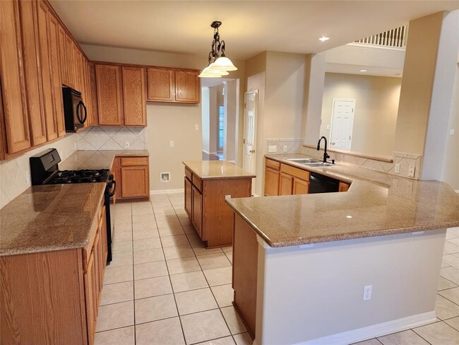 Building Photo - 3726 Harvey Penick Dr