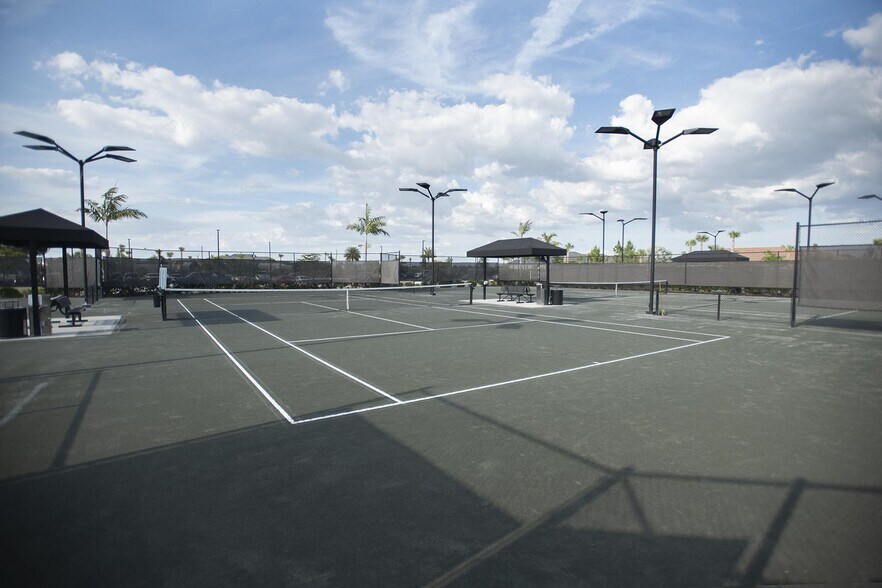 Building Photo - 4749 Tortona Ct