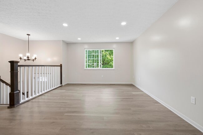 Building Photo - 5175 Threshing Ct