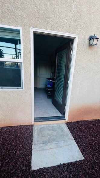 Building Photo - 1377 Provence Ct