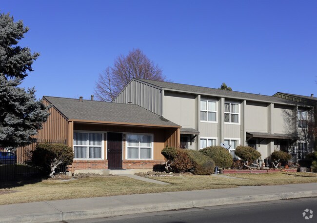 Primary Photo - Summersong Townhomes
