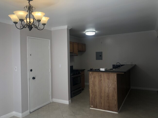 Building Photo - 18620 Hatteras St