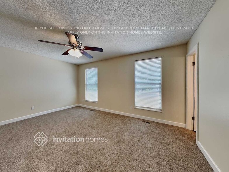 Building Photo - 1290 Hans Brinker Ln