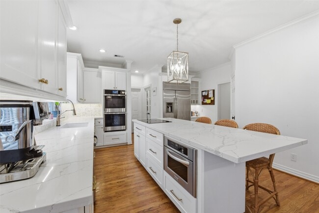 Building Photo - 19407 Kessington Ln