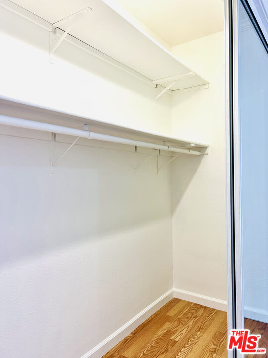 Building Photo - 600 E Chevy Chase Dr