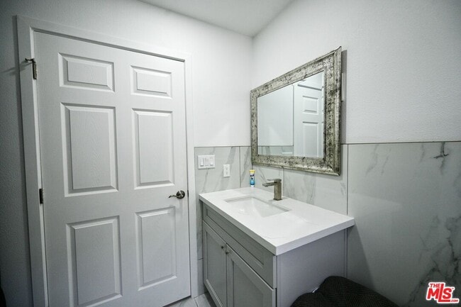 Building Photo - 12024 208th St