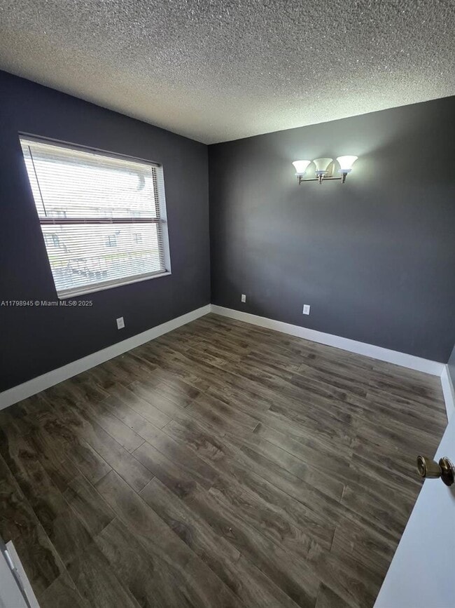 Building Photo - 7670 SW 152nd Ave